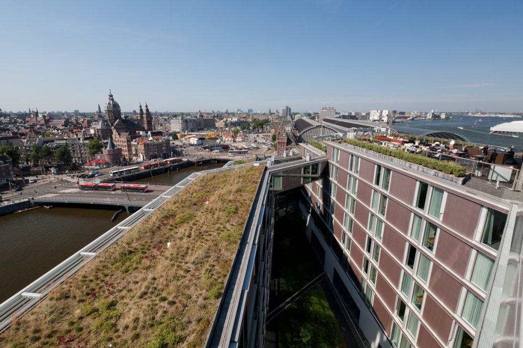 Copijn heeft het ontwerp technisch uitgewerkt en de beplantingsplannen gemaakt. Op zes verdiepingen heeft Copijn daktuinen aangelegd.