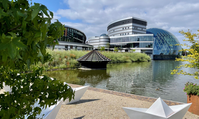 Aanleg buitenterrein AFAS Experience Center